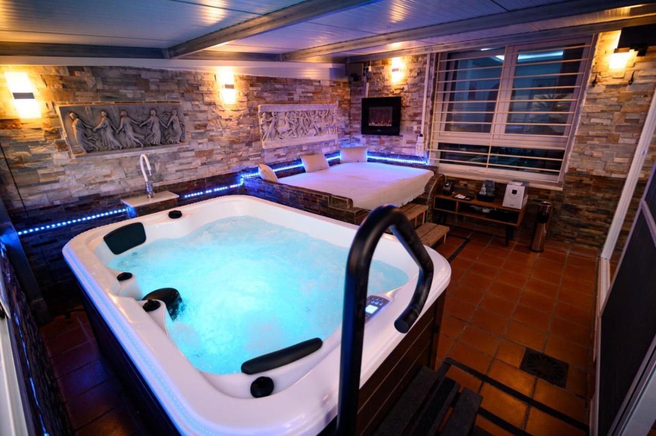 Oceanum Visum Spa Deluxe El Trocadero Bagian luar foto
